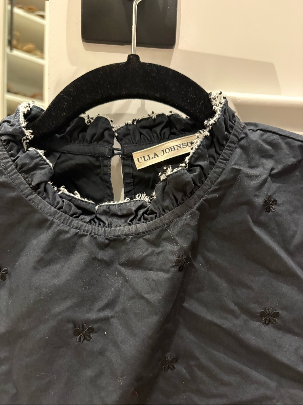 Women’s Ulla Johnson black embroidered short sleeve black blouse shirt size 2 - Picture 3 of 6